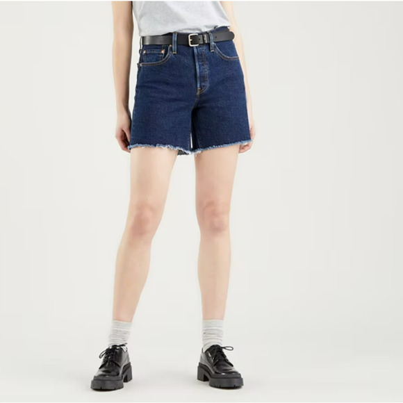 Levi's Premium 501 Shorts Mid Thigh Dark Wash Cut Off Size 26 - Picture 1 of 12
